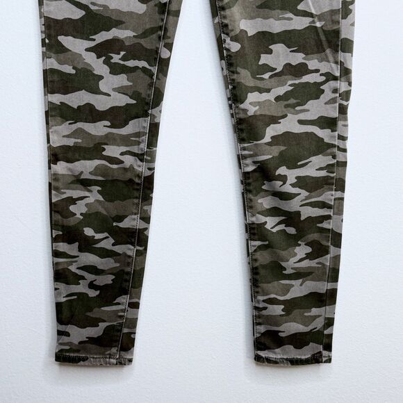 Levis 720 Womens High Rise Super Skinny Crop Camo Jeans Size 25 Green Stretch - Picture 3 of 7